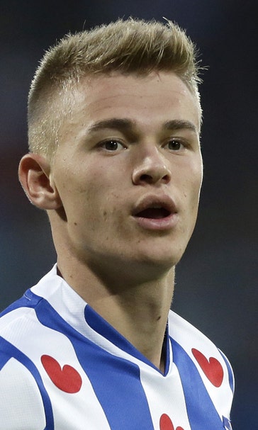 Manchester United step up interest in Dutch wonderkid Sinkgraven